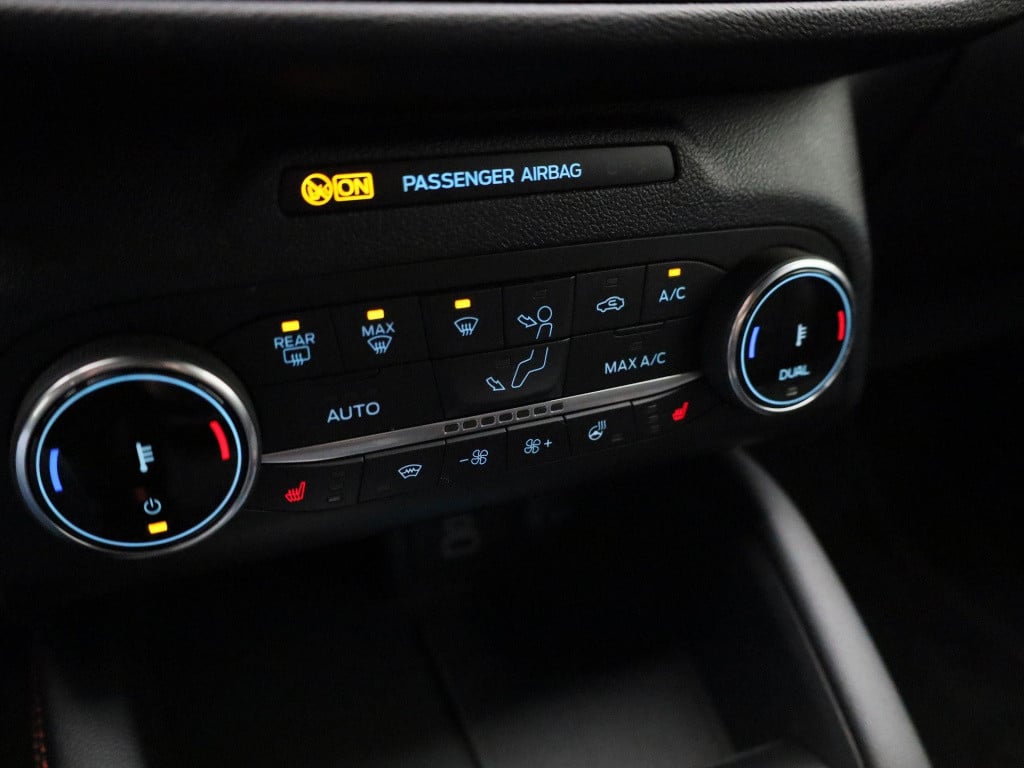 Ford Kuga 2.5 phev st-line x | automaat | lmv | parkeer sensoren | half led