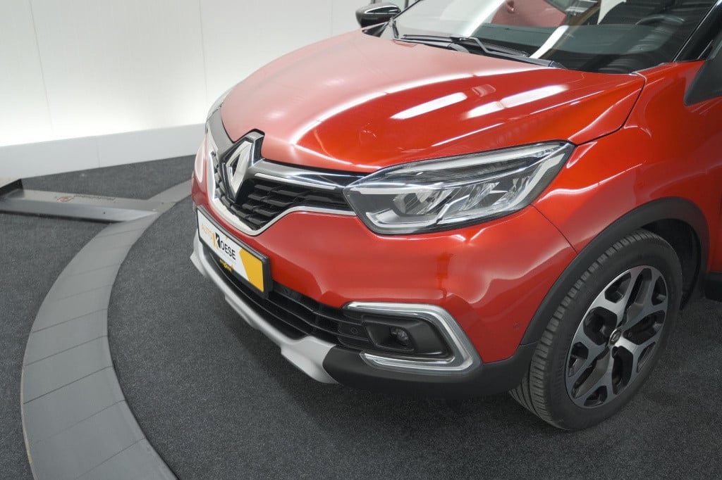 Renault Captur tce 150 edc intens | trekhaak | camera | dodehoekdetectie | 
