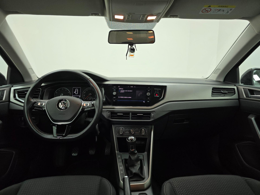 Volkswagen Polo occasion 1.0 tsi comfortline met parkeersensoren voor en ac