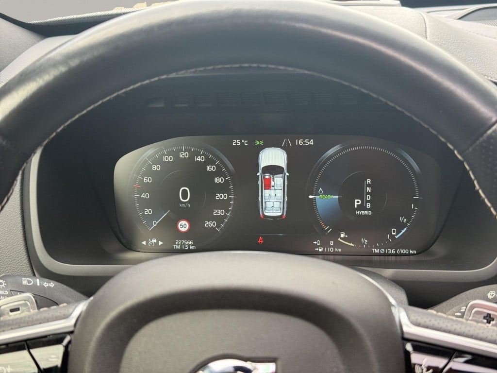 Volvo XC90 2.0 t8 twin engine awd r-design b&w massage pano luchtvering