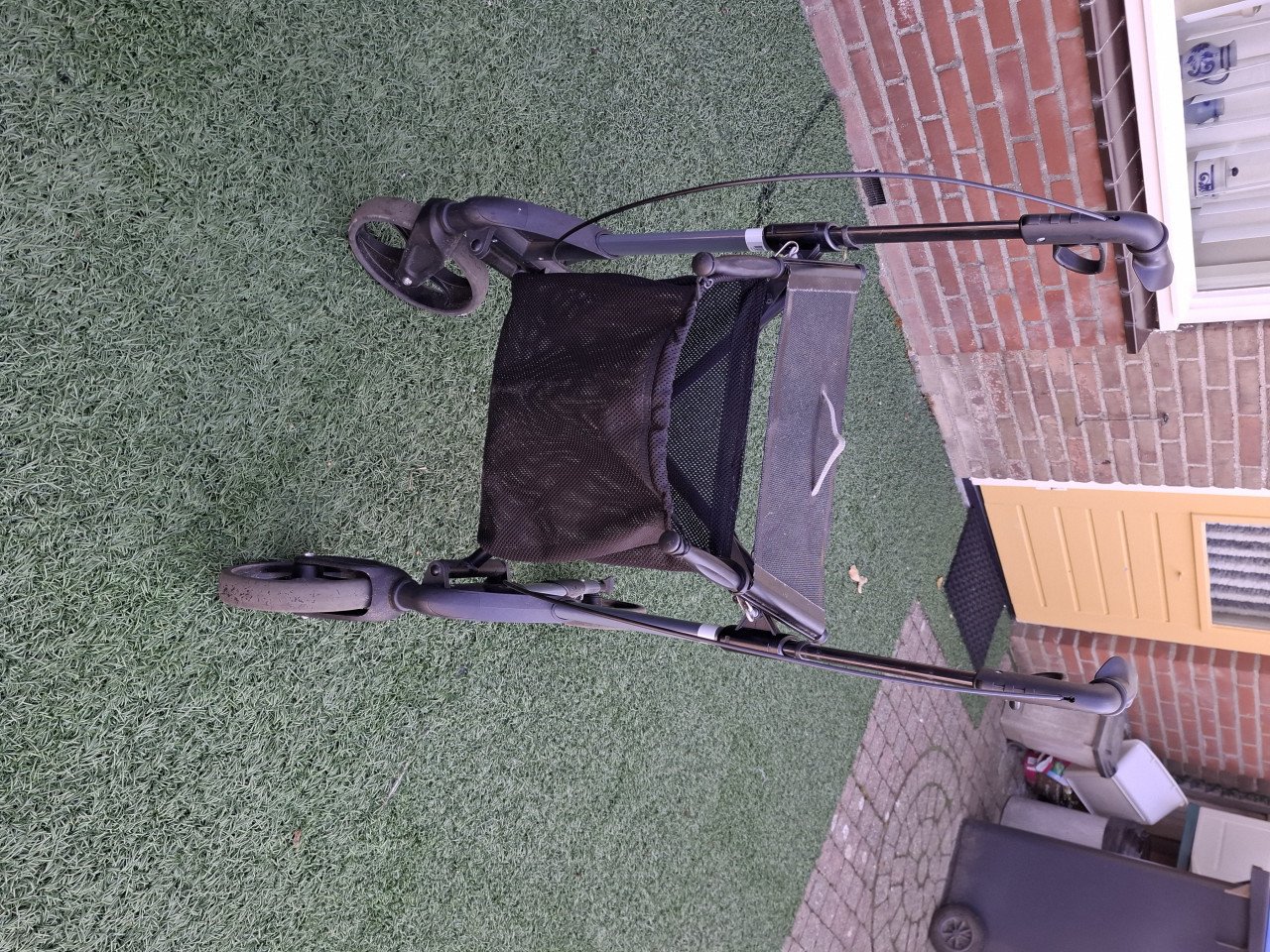 Topo troya rolator