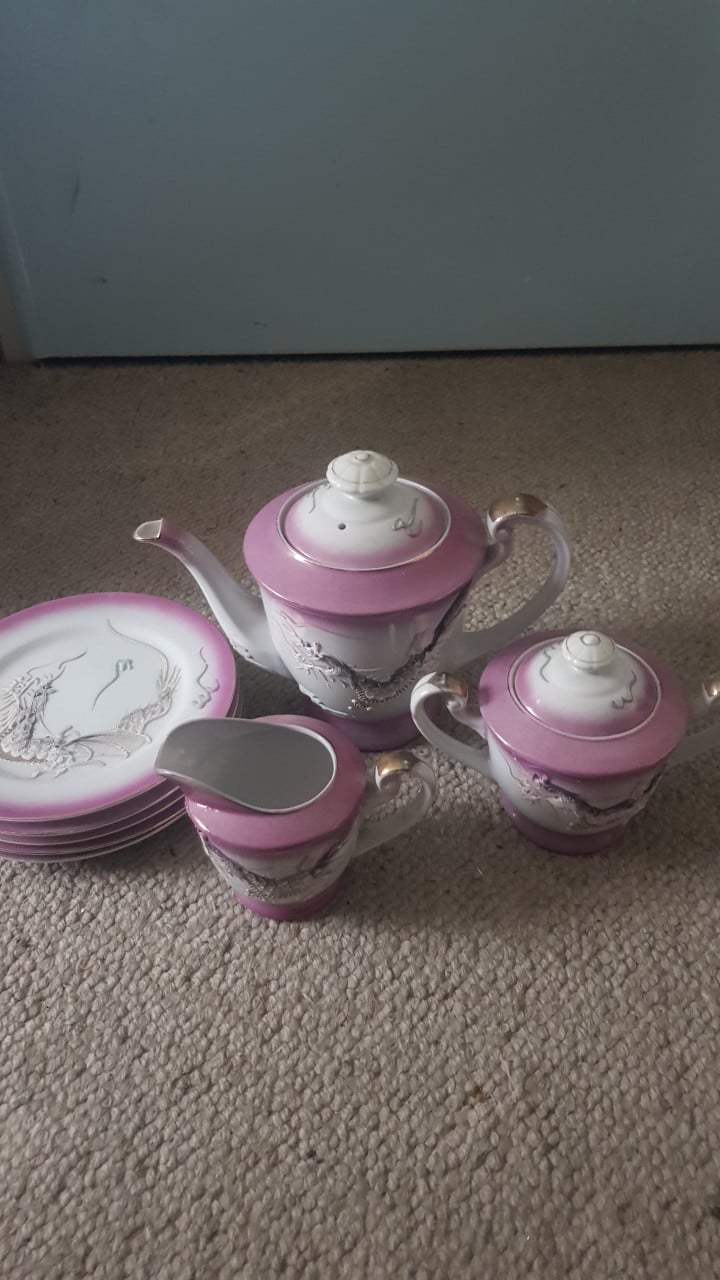 Kutani servies