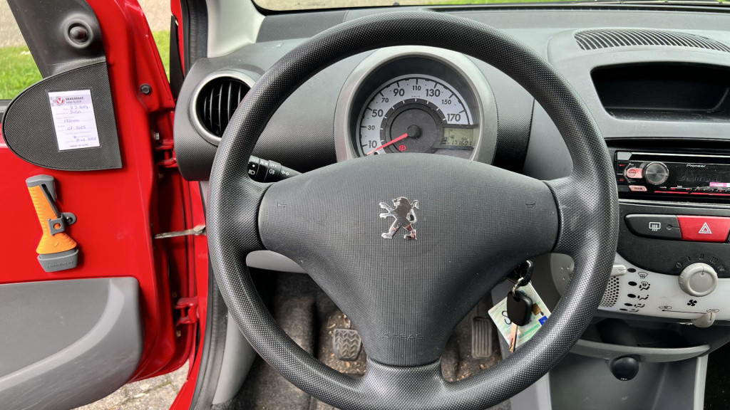 Peugeot 107 1.0-12v xr