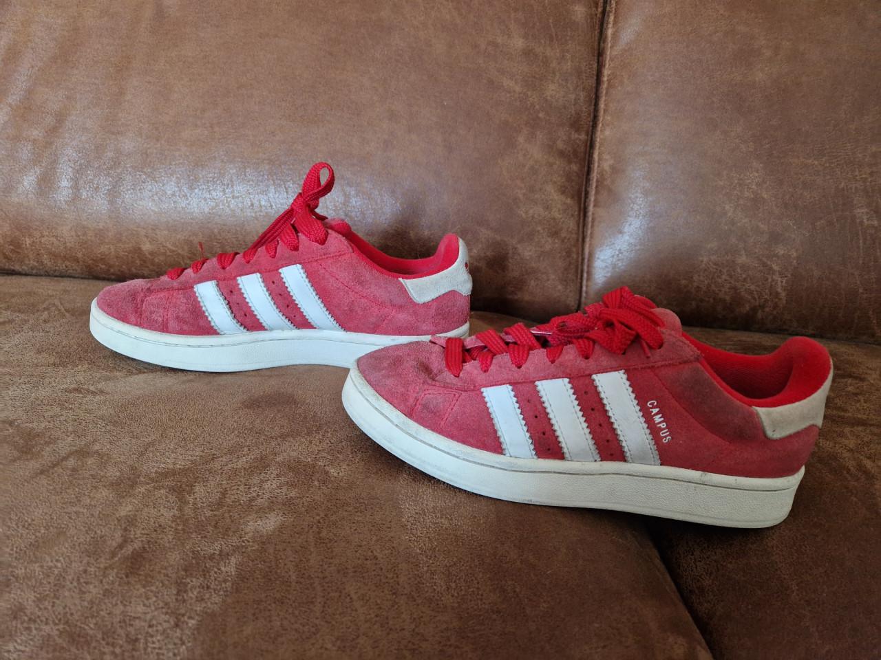 Adidas Campus rood mt 38,5