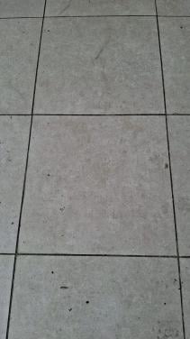 Nieuwe keramische terras/tuintegels