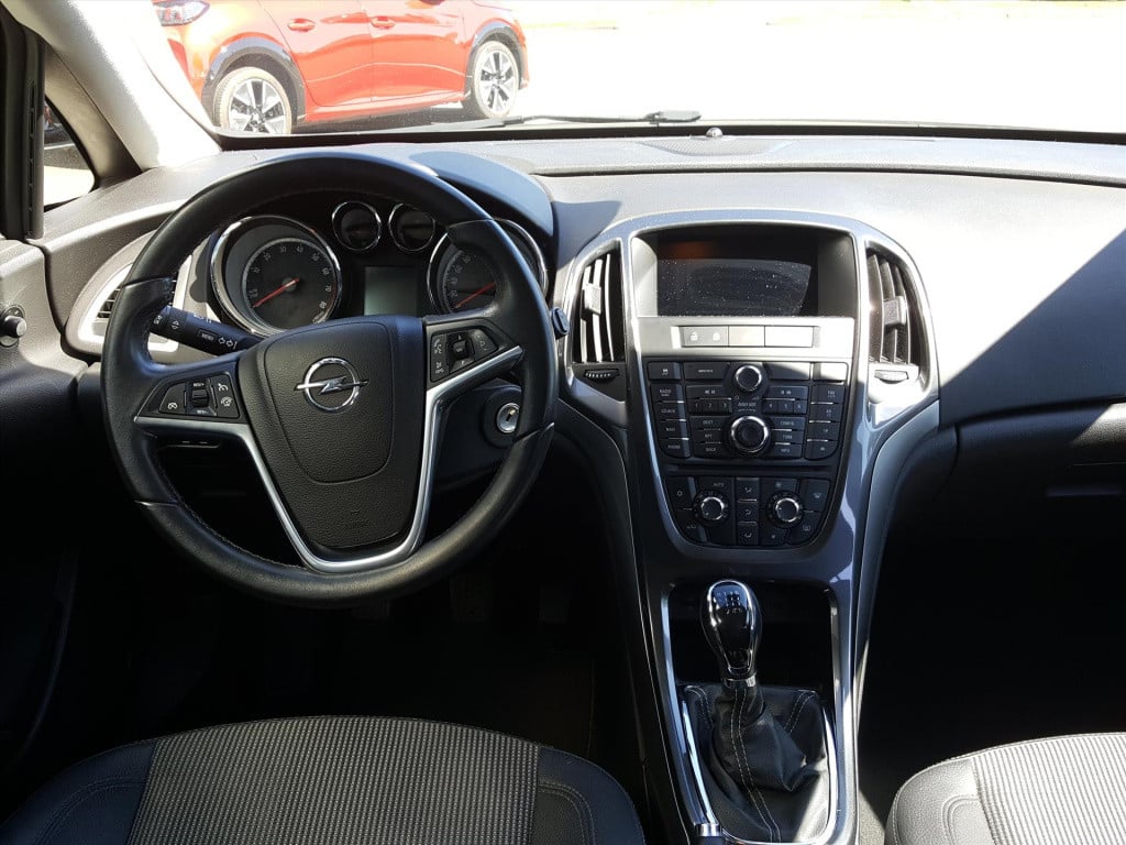 Opel Astra 1.4 turbo ecotec 140pk sport navigatie | trekhaak | cruise & cli