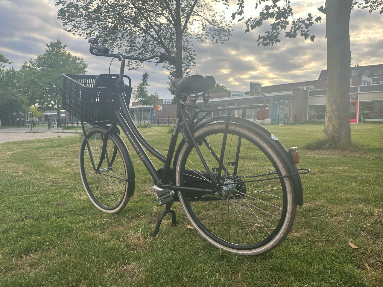 Mooie CORTINA U4 dames fiets