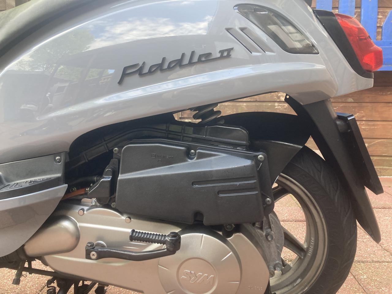 Sym fiddle 125s (motorscooter)