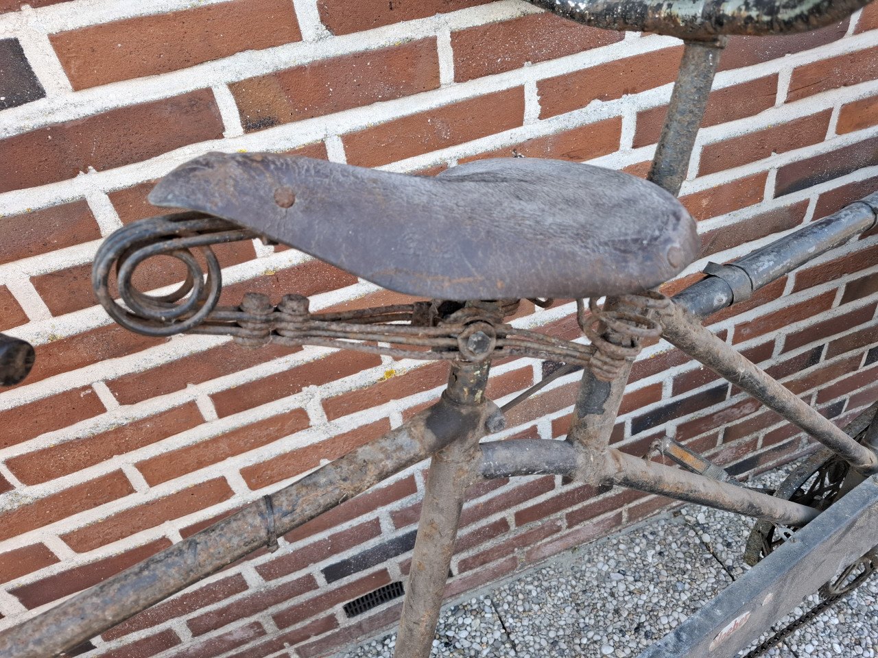 Een gekke oude tandem voor decoratie
