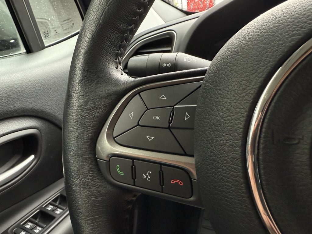 Jeep Renegade 1.0t limited // stoel en stuurverwarming // carplay //