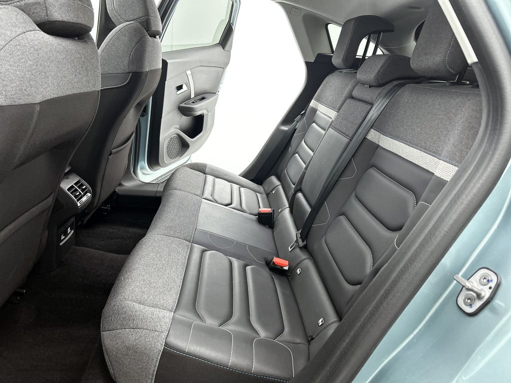 Citroen C4 130 pk shine | rijklaar | panorama dak | head up dispay |