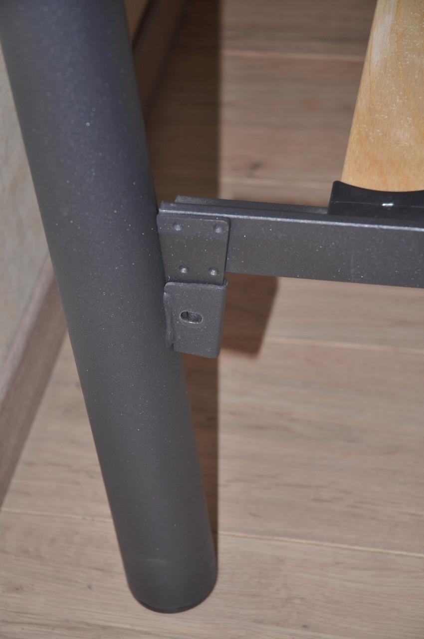 Twee  identieke eenpersoonsbedden compleet-als nieuw