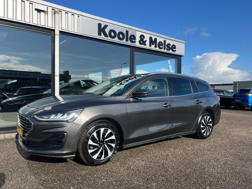 Ford Focus 1.0 ecoboost hybrid 125pk titanium , winterpack