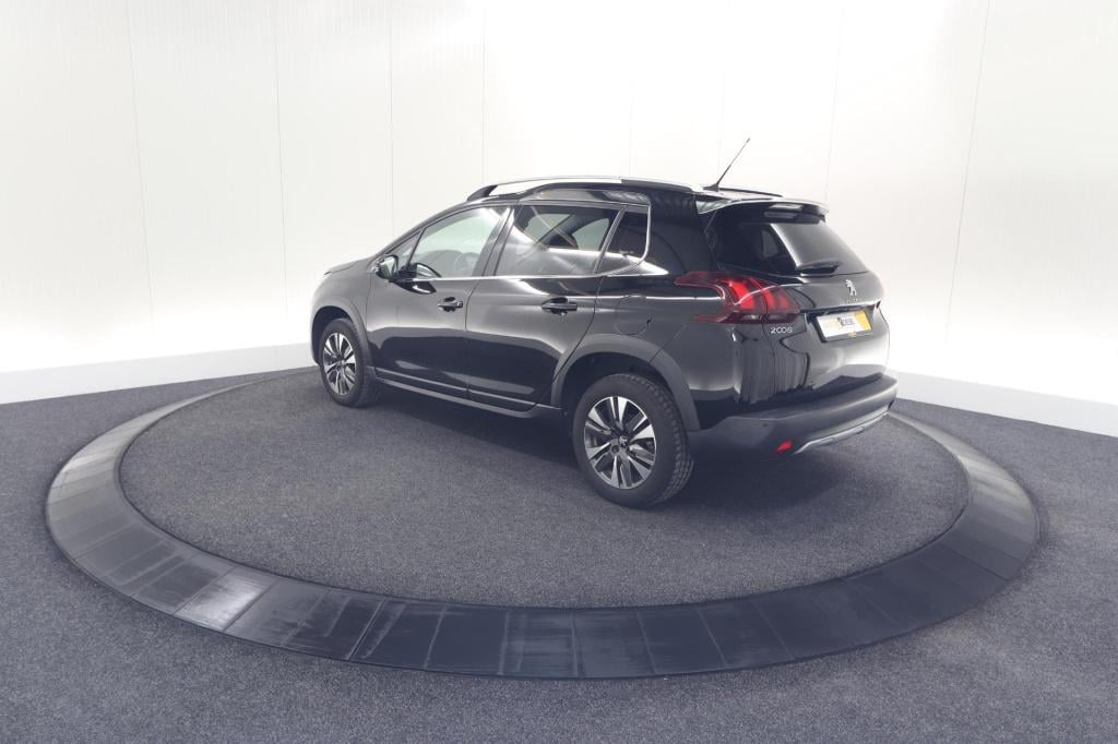 Peugeot 2008 puretech 110 allure | panoramadak | navigatie | camera | parke