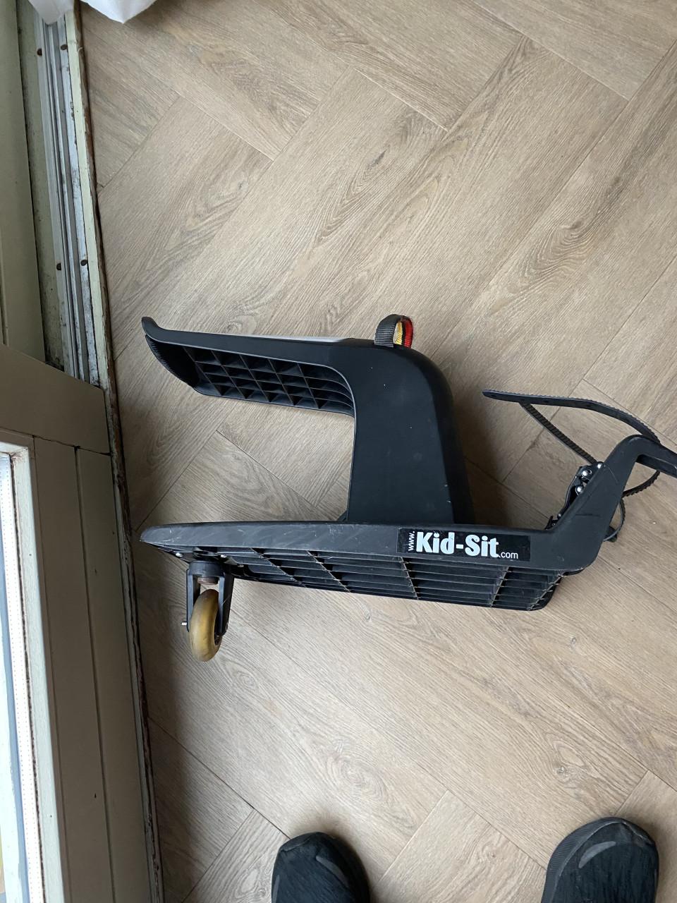 Kids sit Meerijdplank