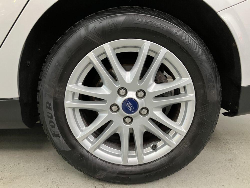 Ford Focus Wagon 1.0 EcoBoost Titanium