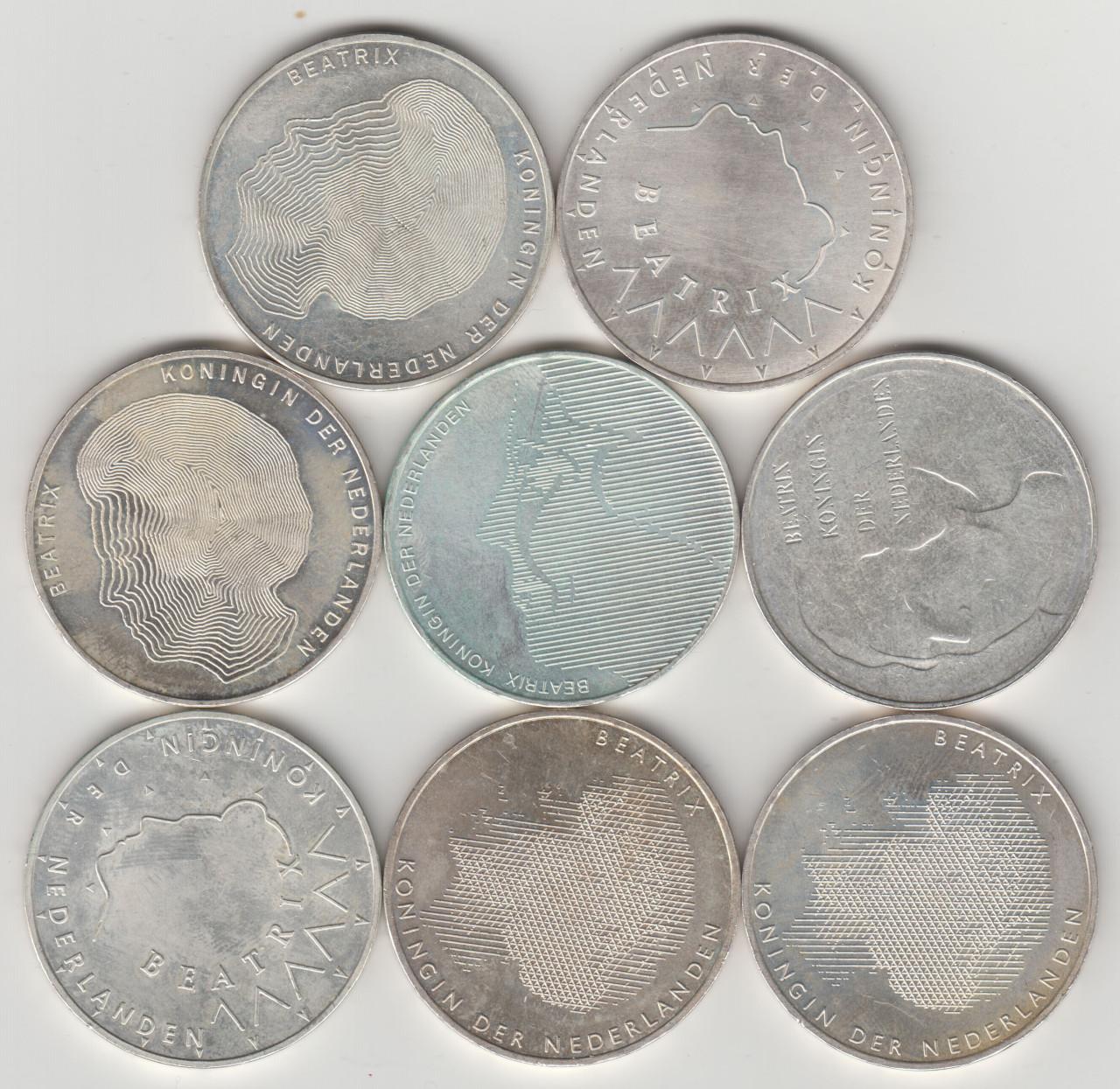 Beatrix 8 stuks Zilveren 50 Gulden.