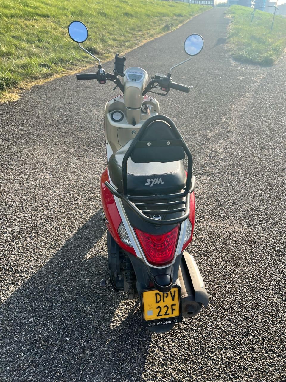 SYM Mio 50i scooter 2018 |11.299 km | Dealer onderhouden