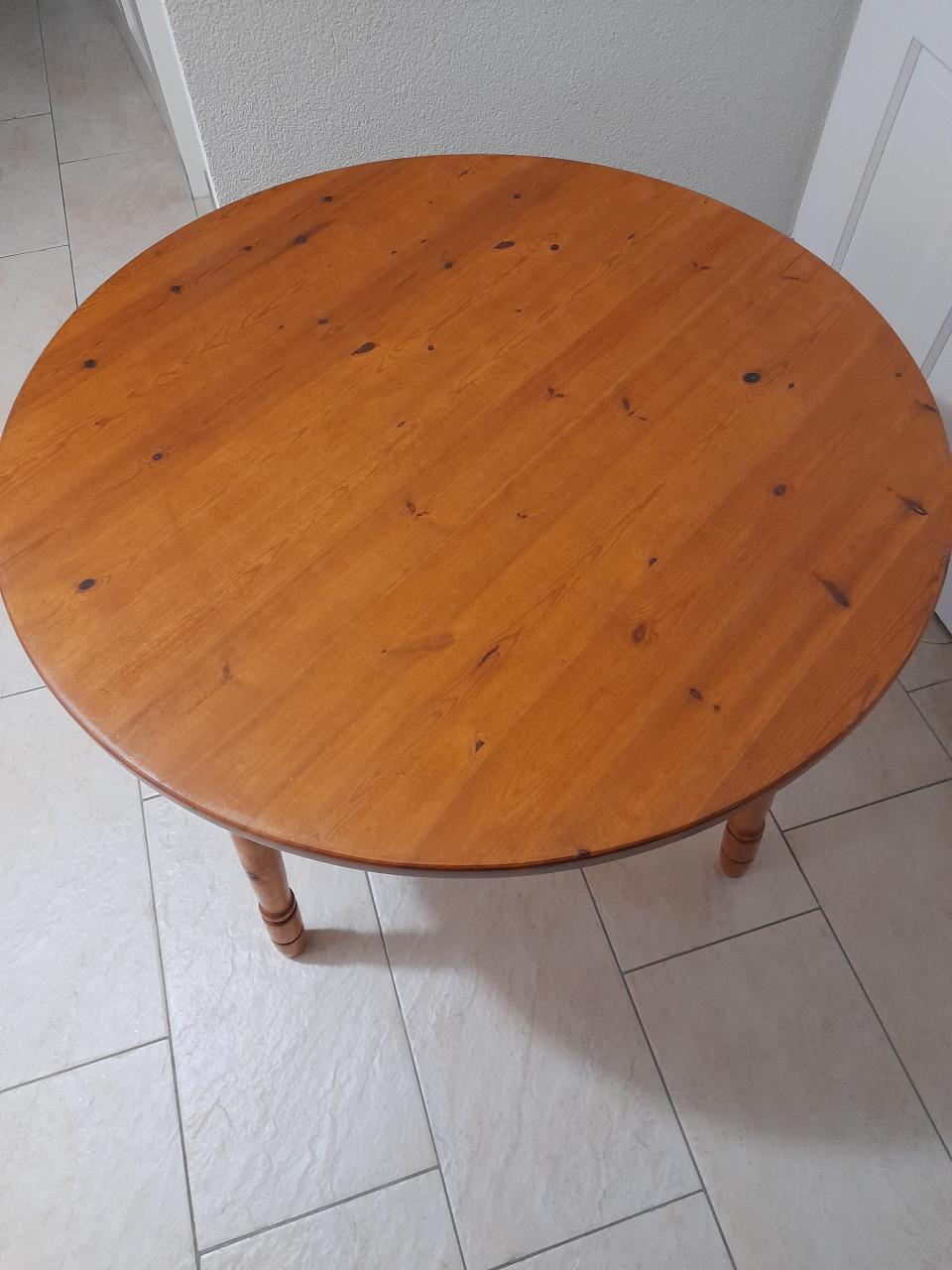 Massief houten ronde tafel 106 x 73H ( in goede nette staat )