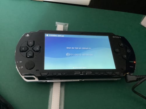 Sony PSP Value Pack PSP-1004, compleet en met veel spellen. Originele doos.