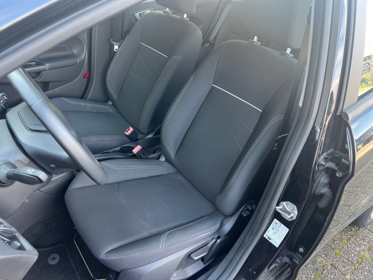 Keurige Ford Fiesta uit 2014 met slechts 58.000 km, Automaat!!