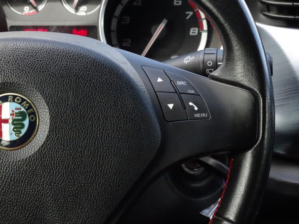 Alfa Romeo Giulietta 1.4 t distinctive leder | navi | 18"