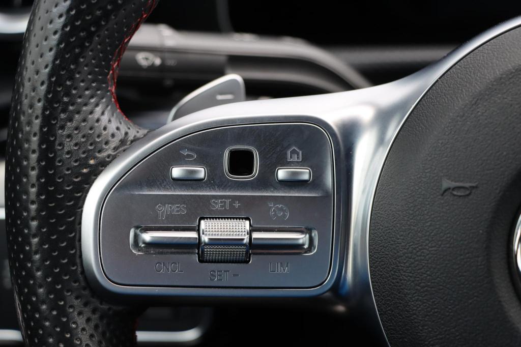 Mercedes-Benz A-Klasse 180 business solution amg 136pk automaat