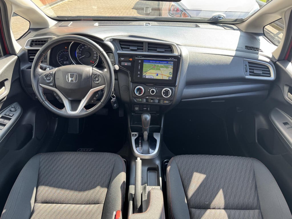 Honda Jazz 1.5 i-vtec dynamic automaat | navigatie | trekhaak | camera | st