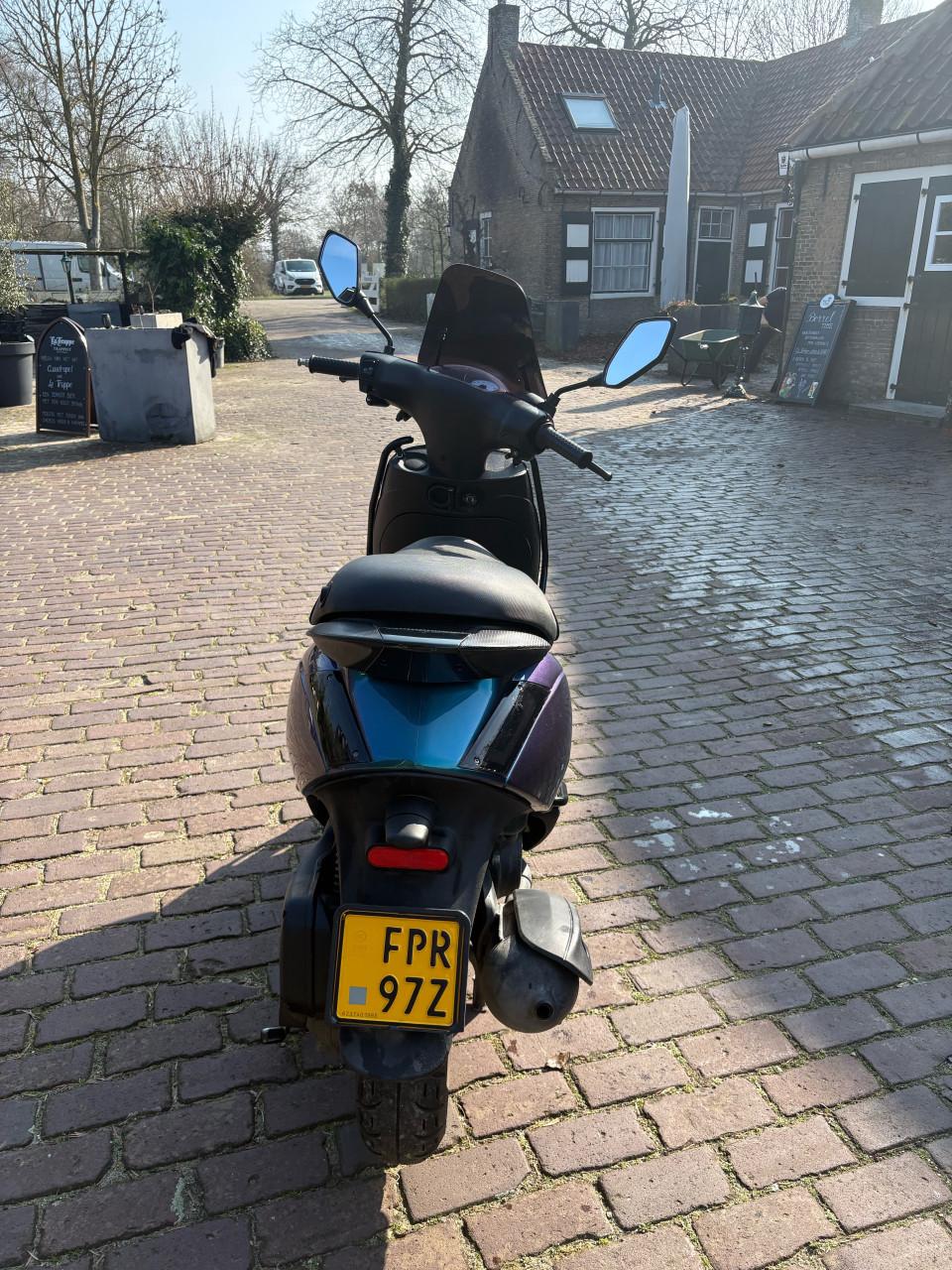 Piaggio Zip SP 2023
