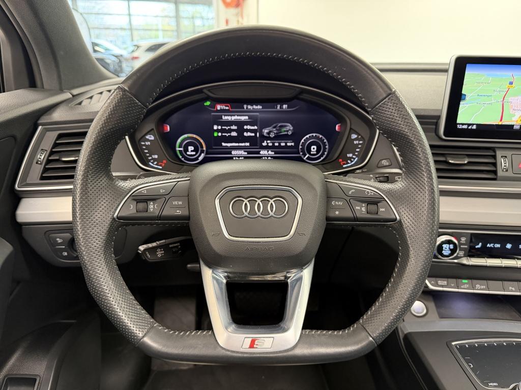 Audi Q5 50 tfsi e s edition | luchtvering | trekhaak | panoramadak |