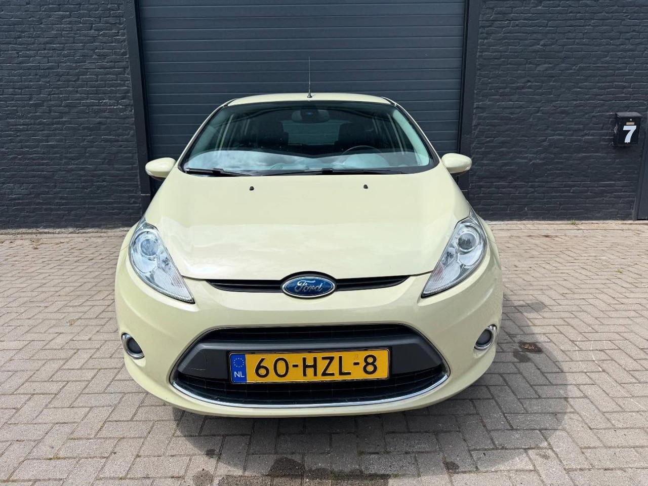 Ford Fiesta 1.25 44KW Titanium 5DRS 2011  Airco Apk Cruise Nap