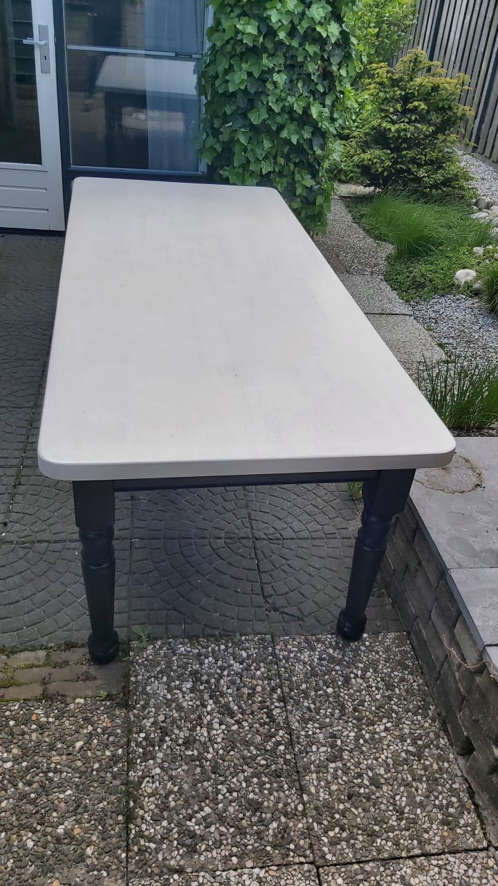 Grenen eettafel