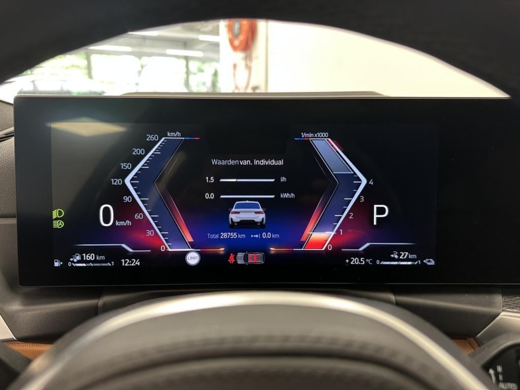 BMW 3-serie touring 330e xdrive | cognac bekleding | panoramadak | head-up-