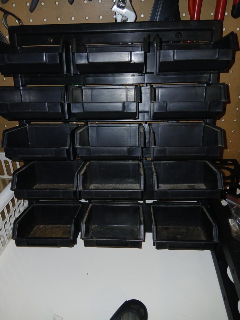 Set van 15 opbergbakjes ideaal voor wandmontage