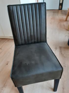 Eetkamerstoelen donkergroen in goede staat