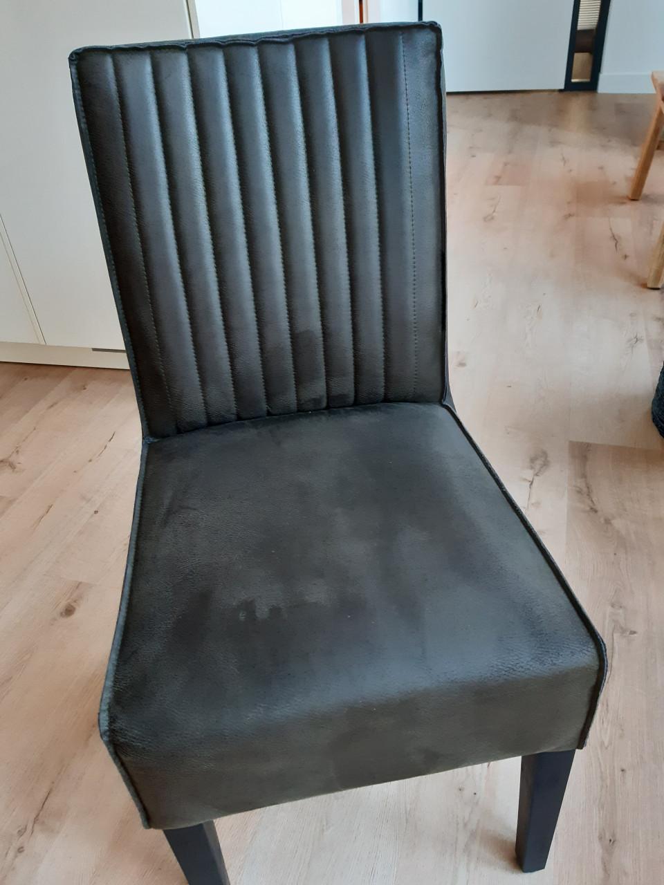 Eetkamerstoelen donkergroen in goede staat