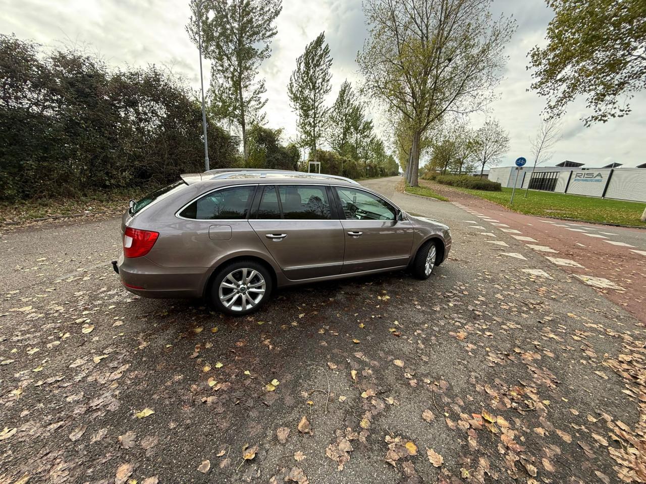 Skoda Superb Combi 1.8 TSI Automaat