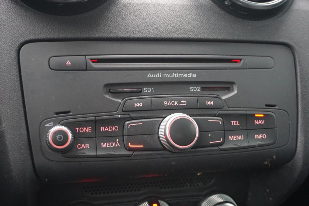 Audi A1 1.4 tfsi ambition pro line business airco / navi / cruise / elektr.