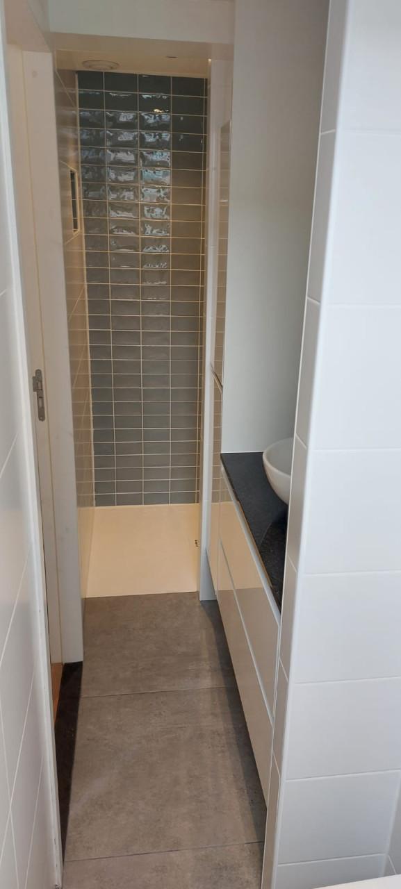 Te huur: Gemeubileerde studio