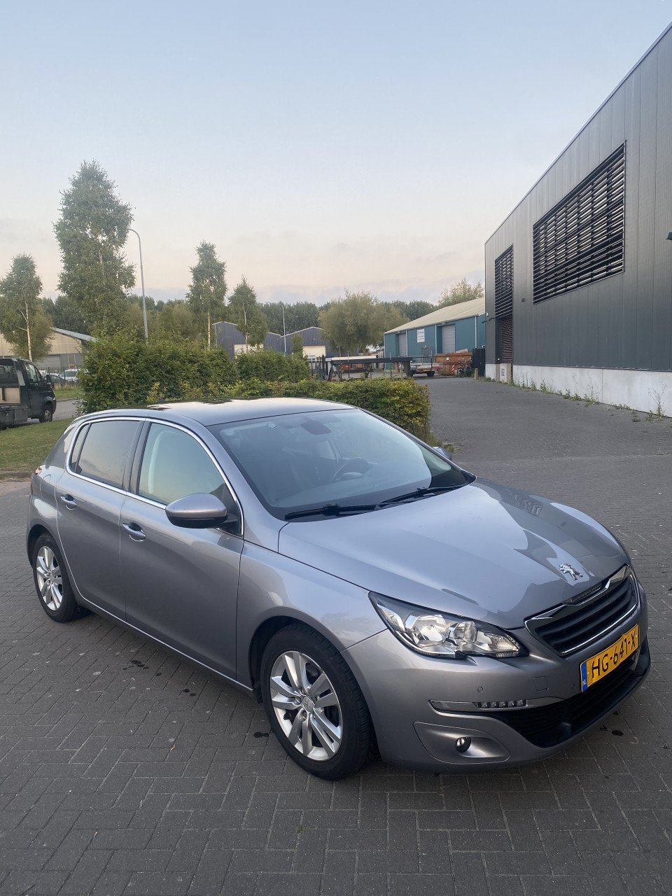 Peugeot 308 1.6E-HDI 88/120 5-D 2015 Grijs | NAP | NIEUWE APK!
