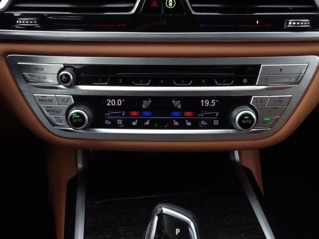 BMW 7 Serie 740e iperformance high executive m-sportpakket | driving assist