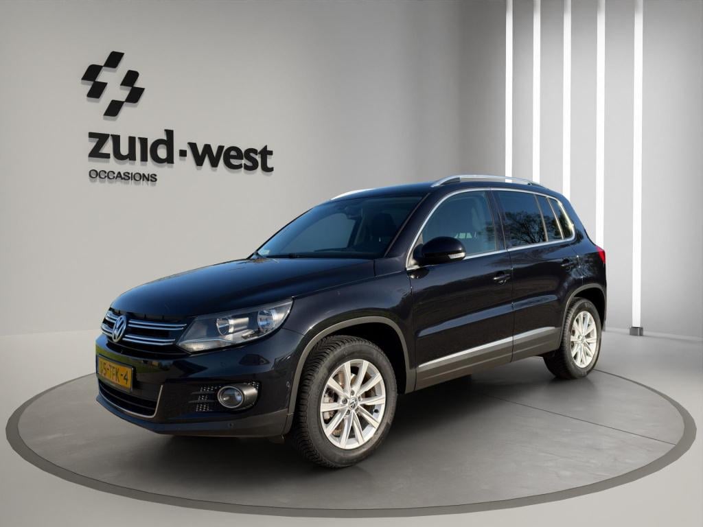 Volkswagen Tiguan 1.4 tsi sport&style clima cruise pdc trekhaak