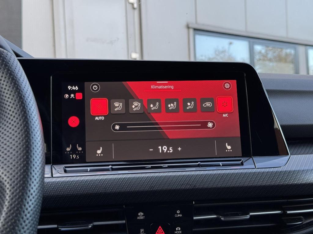 Volkswagen Golf 1.5 etsi r-line 150pk nl-auto + afneembare trekhaak!