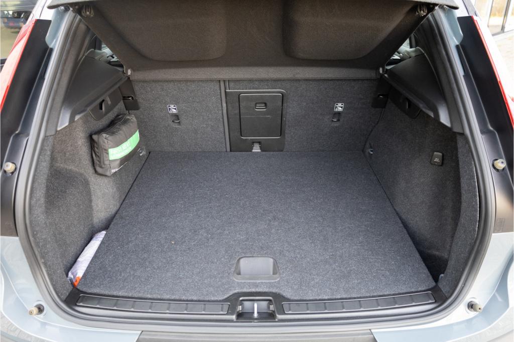 Volvo XC40 1.5 t5 recharge r-design expression ✅pano✅360°✅led✅h&k audio✅tre