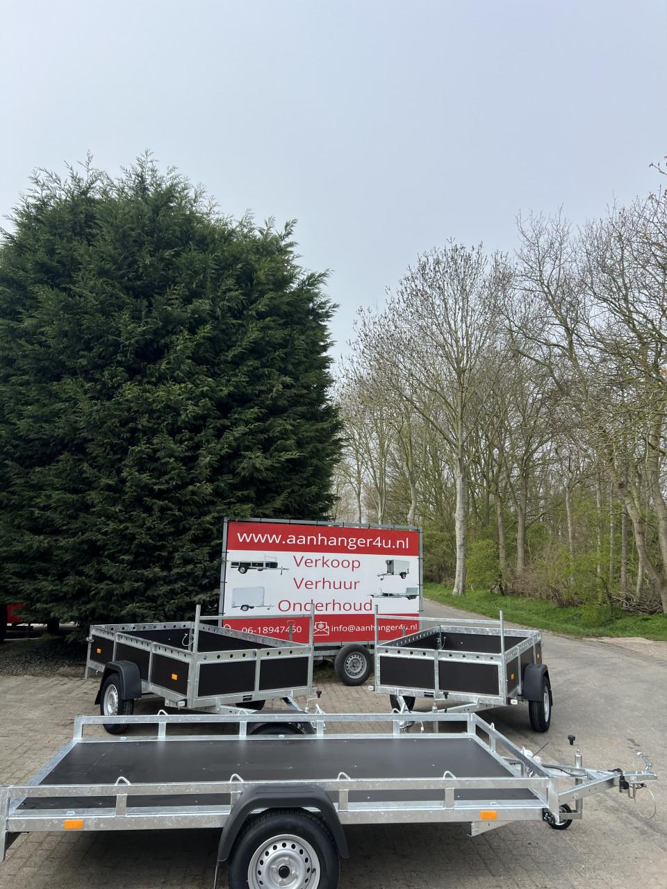 Verschillende nieuwe aanhangers