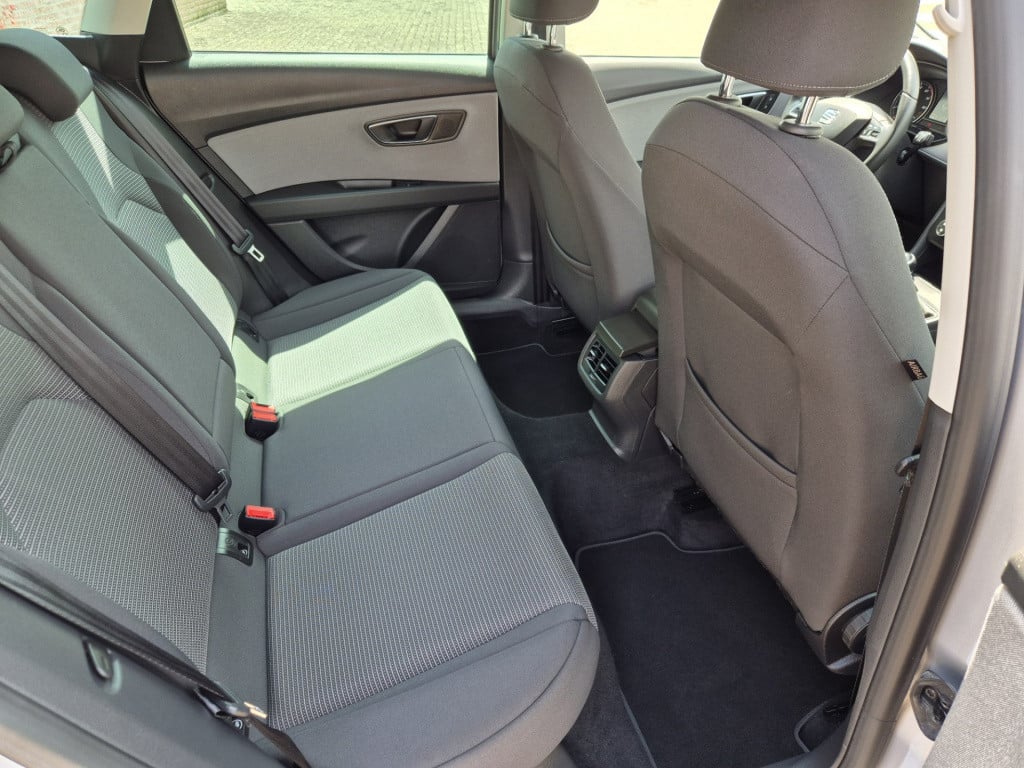 Seat Leon st 1.0 ecotsi style business intense