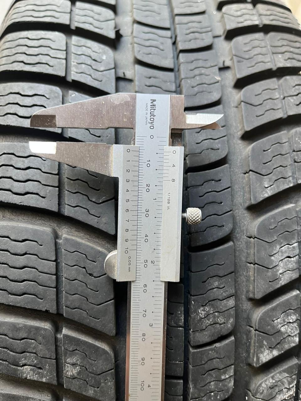 Lichtmetalen velgen met winterbanden voor bijv. VW Golf of Audi A3