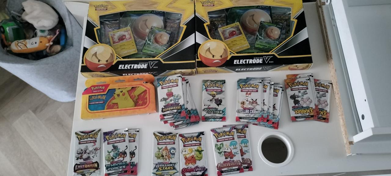 Pokemon Sealed Tcg electrode vbox fun packs