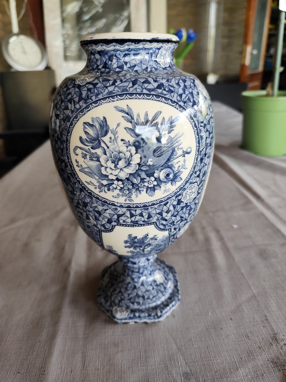 Antieke Villeroy & Boch Flamand Bleu collectie ca. 1900-1925