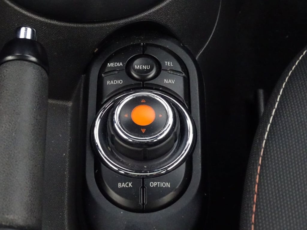 Mini One mini 1.2 business | pano | navi | bluetooth